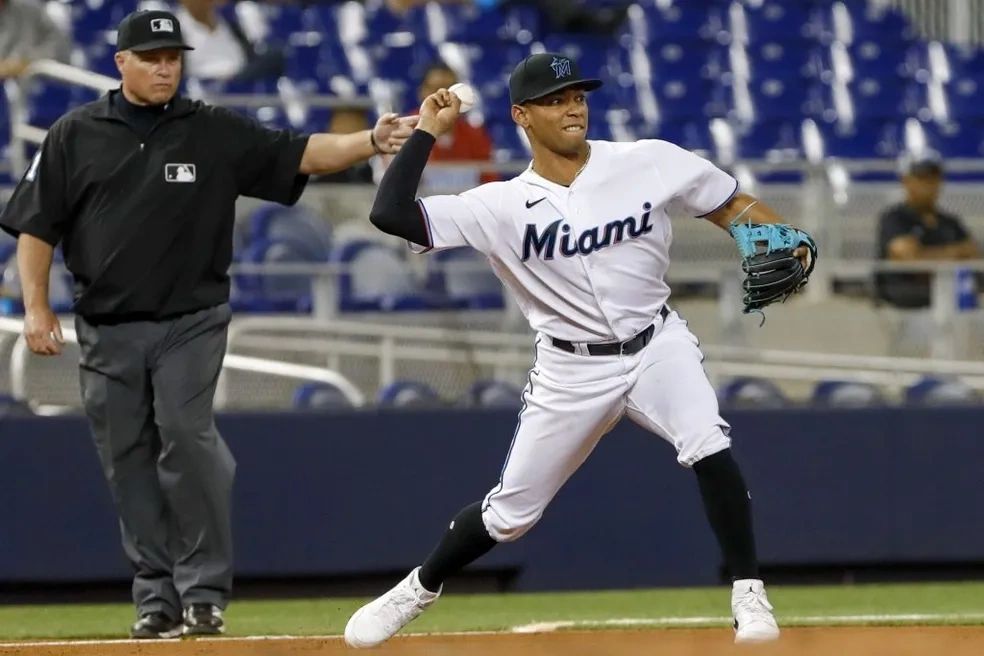 Coach Luis Marte